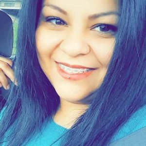 Meet your Posher, Delia